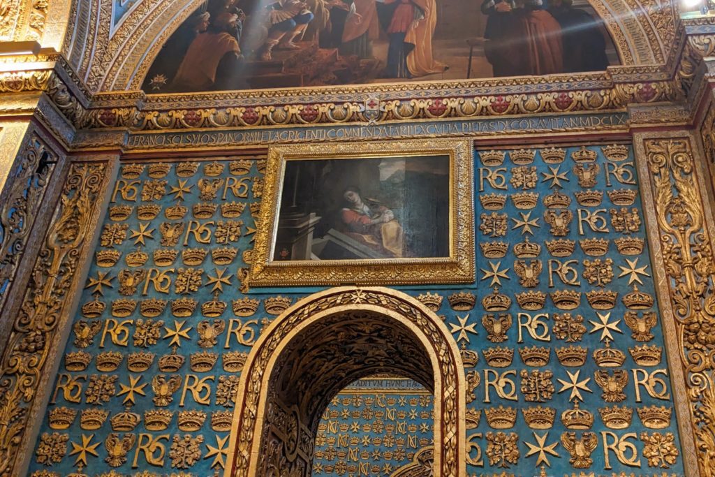聖ヨハネ大聖堂の壁